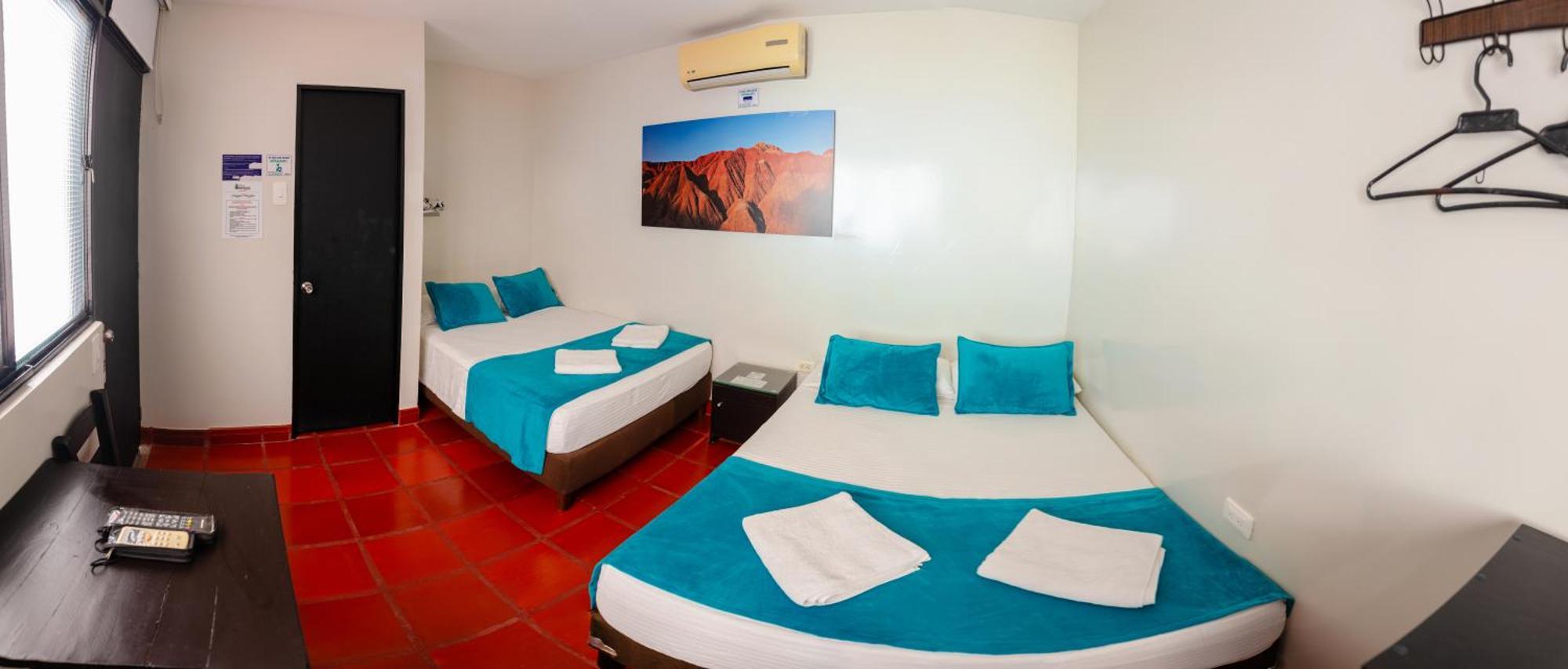 Hotel Villa Paraiso Villavieja Bagian luar foto