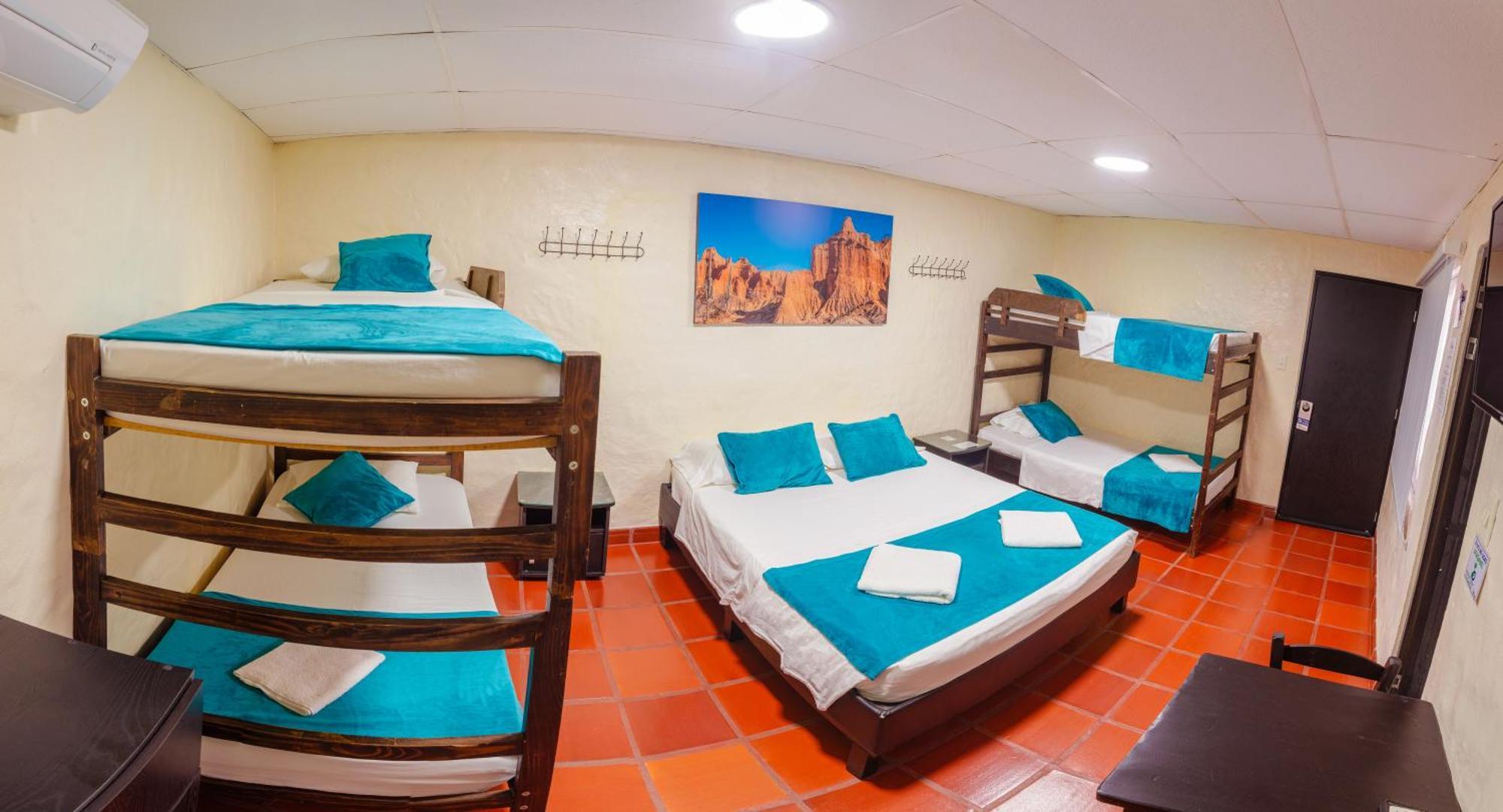 Hotel Villa Paraiso Villavieja Bagian luar foto