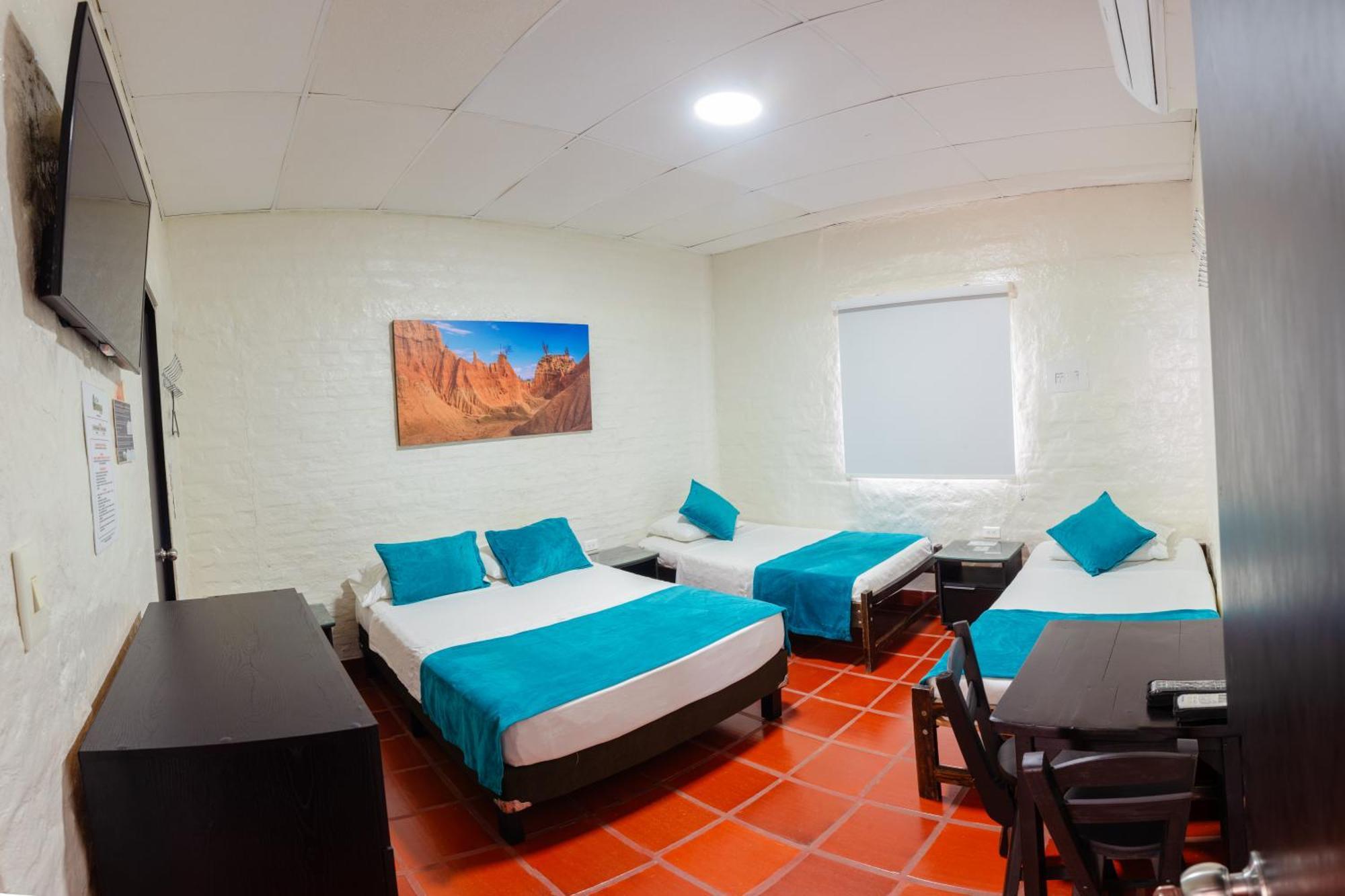 Hotel Villa Paraiso Villavieja Bagian luar foto